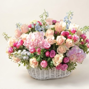 Yalikavak-Blumenbestellung - Arrangement & Komposition