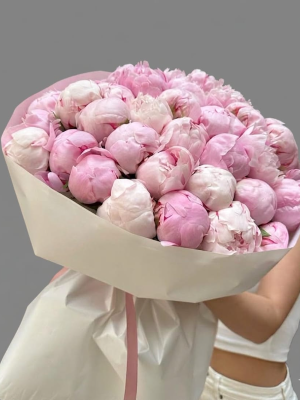  Send Flowers in Yalikavak - Eternal Love 101 Roses