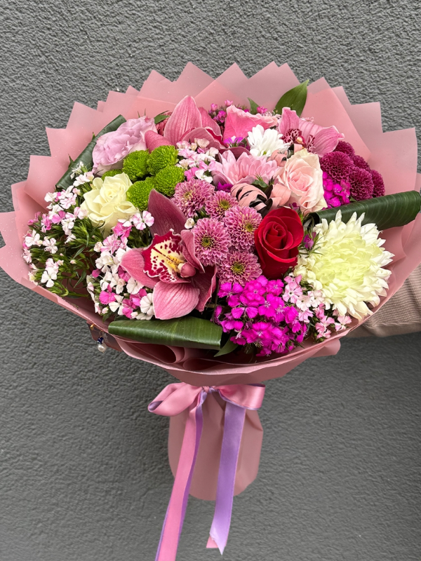  Yalikavak Flowers - Bouquet of Colorful Flowers